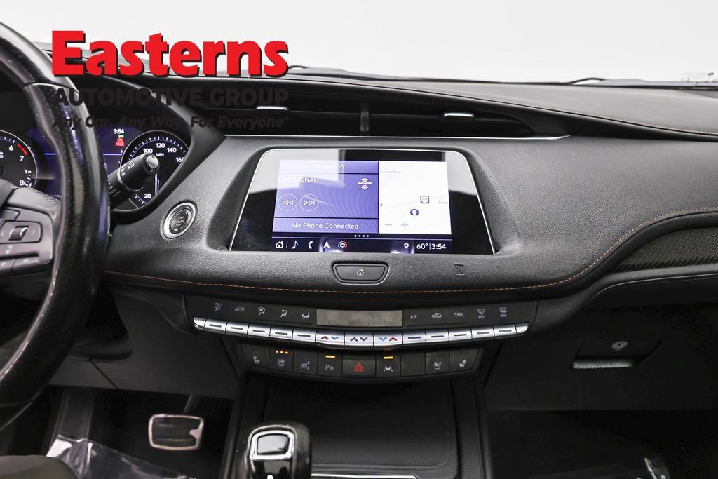 Used 2019 Cadillac XT4 Sport AWD/4WD image 14