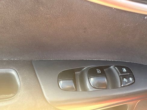 Used 2013 Nissan Sentra SR FWD image 11
