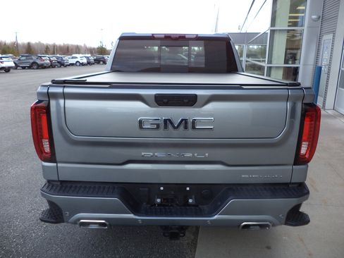 Used 2024 GMC Sierra 1500 Denali Ultimate image 5