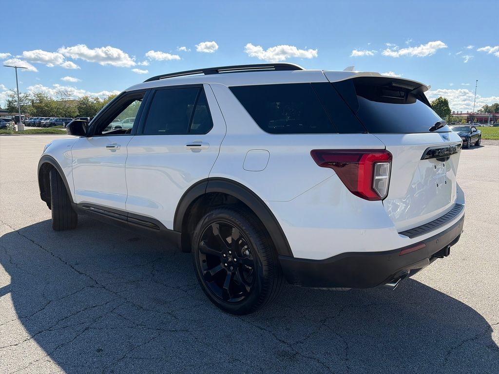 Used 2024 Ford Explorer ST-Line w/ Class IV Trailer Tow Package AWD/4WD image 5