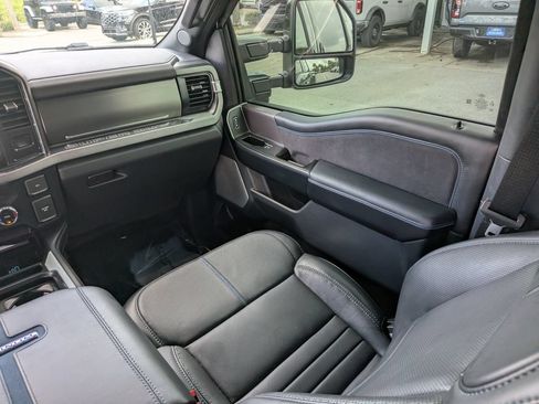 Used 2026 Ford F350 Platinum AWD/4WD image 18
