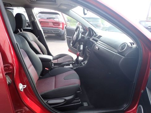 Used 2006 MAZDA MAZDA3 s FWD image 12