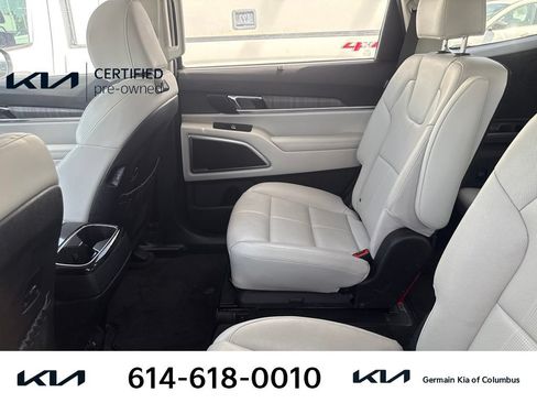 Certified 2024 Kia Telluride EX w/ EX Captain's Chair Package AWD/4WD image 10
