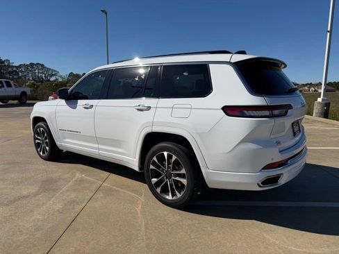 Used 2023 Jeep Grand Cherokee L Overland w/ Trailer Tow Group (B) image 3