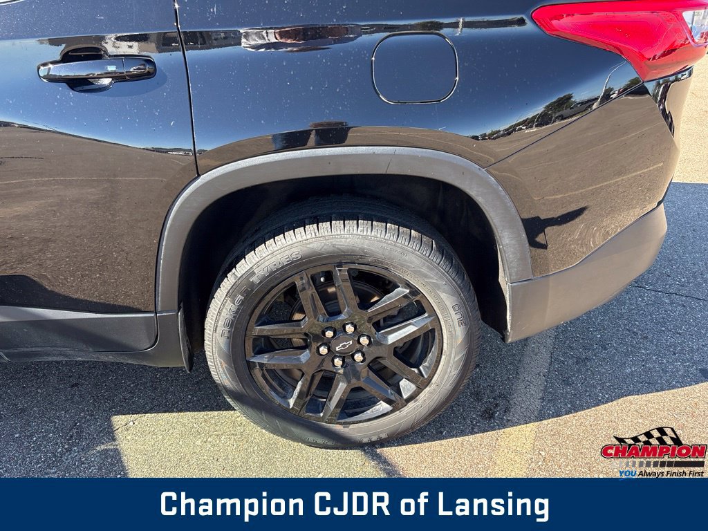 Used 2021 Chevrolet Traverse LS w/ LPO, Blackout Package FWD image 31