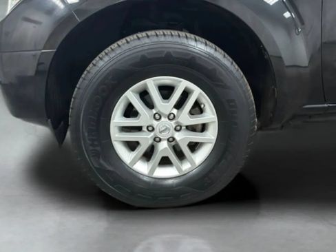 Used 2019 Nissan Frontier SV AWD/4WD image 28