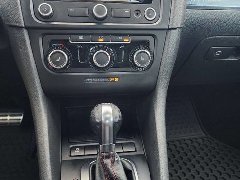 Used 2013 Volkswagen GTI Driver's Edition FWD image 34