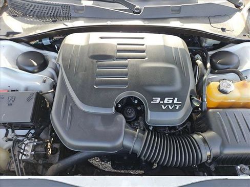 Used 2014 Dodge Charger SXT Plus image 22