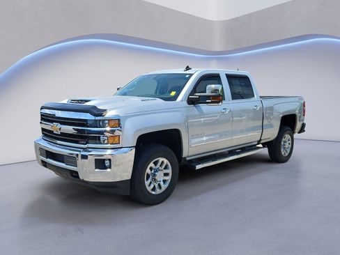 Used 2018 Chevrolet Silverado 3500 LTZ w/ Duramax Plus Package AWD/4WD image 7