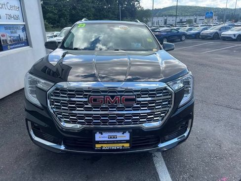 Used 2023 GMC Terrain Denali w/ LPO, Floor Liner Package AWD/4WD image 8