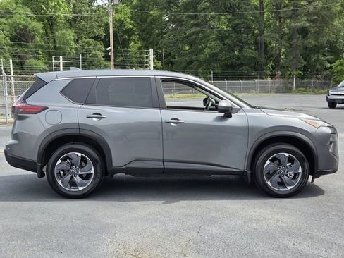 Used 2026 Nissan Rogue SV w/ Cold Weather Package FWD image 6