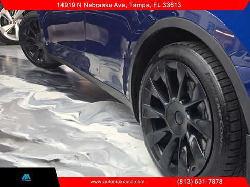 Used 2021 Tesla Model Y Long Range AWD/4WD image 4