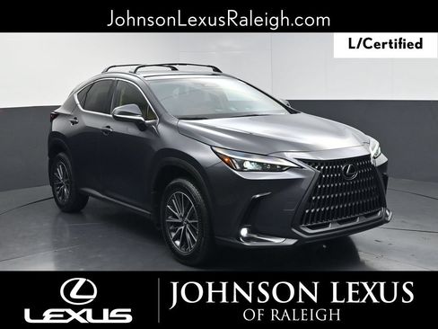 Certified 2025 Lexus NX 250 FWD w/ Towing Package (2000 Lbs) image 3
