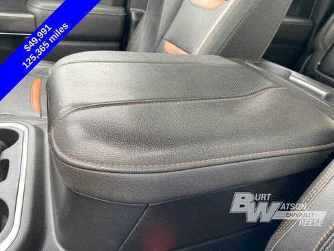 Used 2023 GMC Sierra 2500 AT4 w/ AT4 Premium Plus Package AWD/4WD image 26