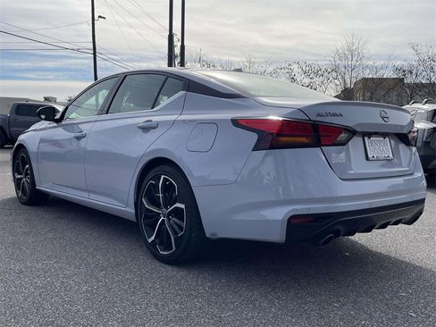 Used 2024 Nissan Altima 2.5 SR image 5