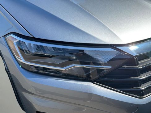 Used 2020 Volkswagen Jetta R-Line w/ R-Line Cold Weather Package image 29