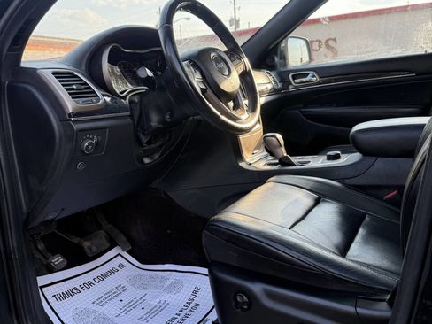 Used 2016 Jeep Grand Cherokee Overland image 12