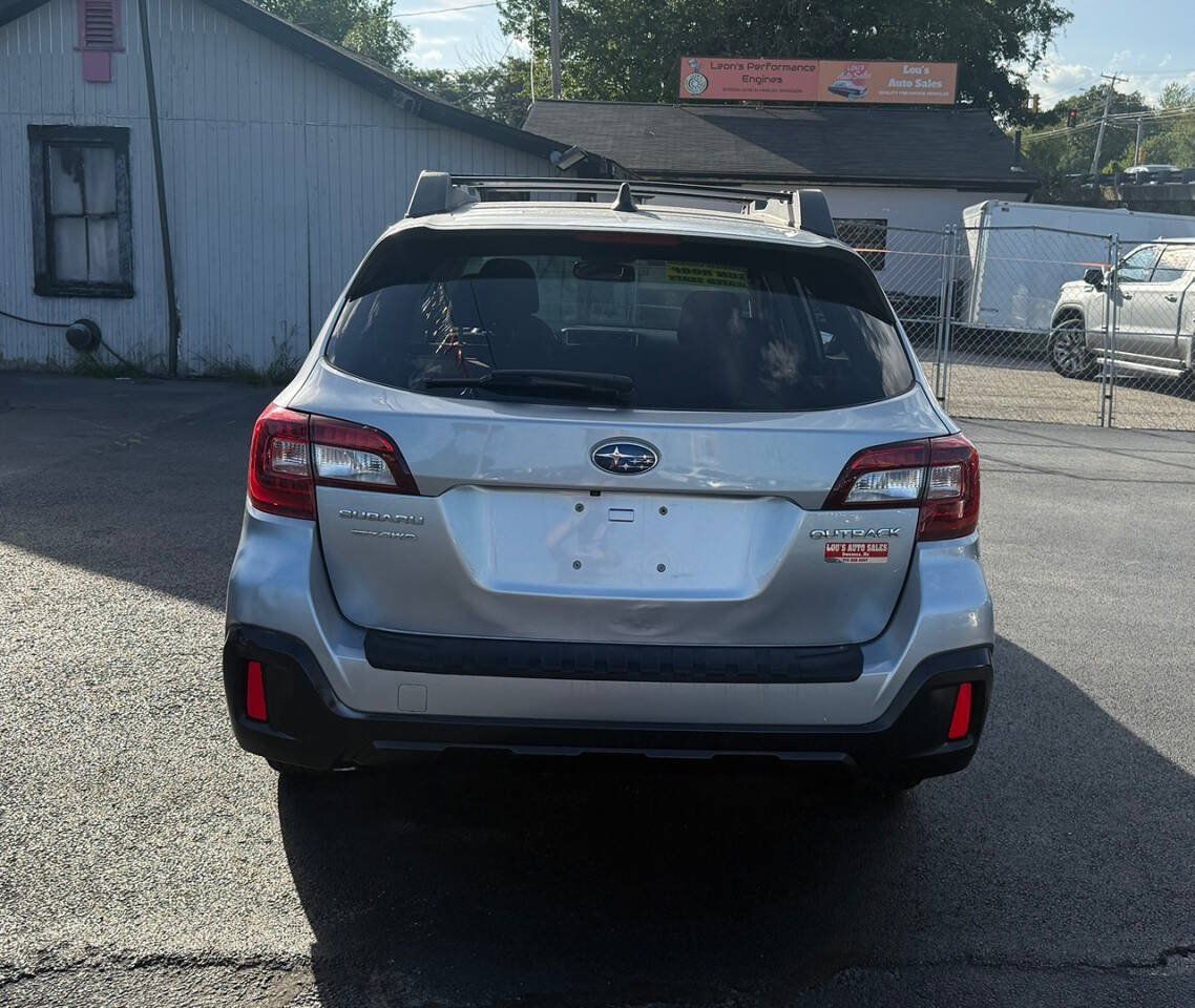 Used 2018 Subaru Outback 2.5i Premium AWD/4WD image 6