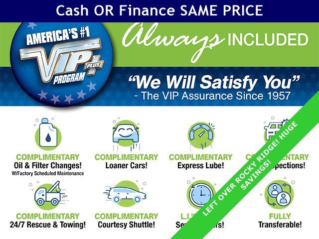 Used 2024 Jeep Wrangler Unlimited w/ Convenience Group AWD/4WD image 3