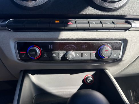 Used 2016 Audi A3 2.0T Premium image 19