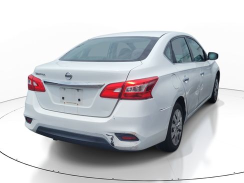 Used 2016 Nissan Sentra S FWD image 8