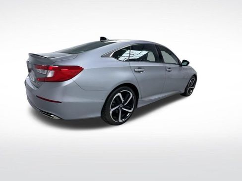 Used 2021 Honda Accord Sport image 8