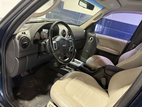 Used 2002 Jeep Liberty Limited image 10