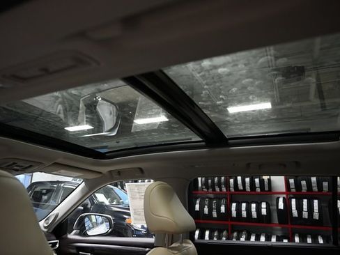 Used 2022 Toyota Highlander Platinum image 23