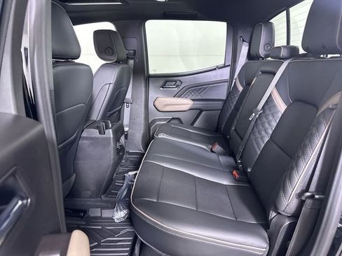 New 2026 GMC Canyon Denali AWD/4WD image 26