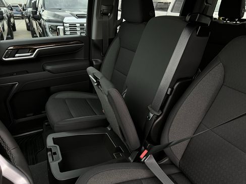 New 2026 GMC Sierra 1500 Elevation image 19