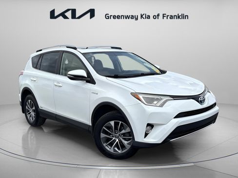 Used 2016 Toyota RAV4 XLE AWD/4WD image 1
