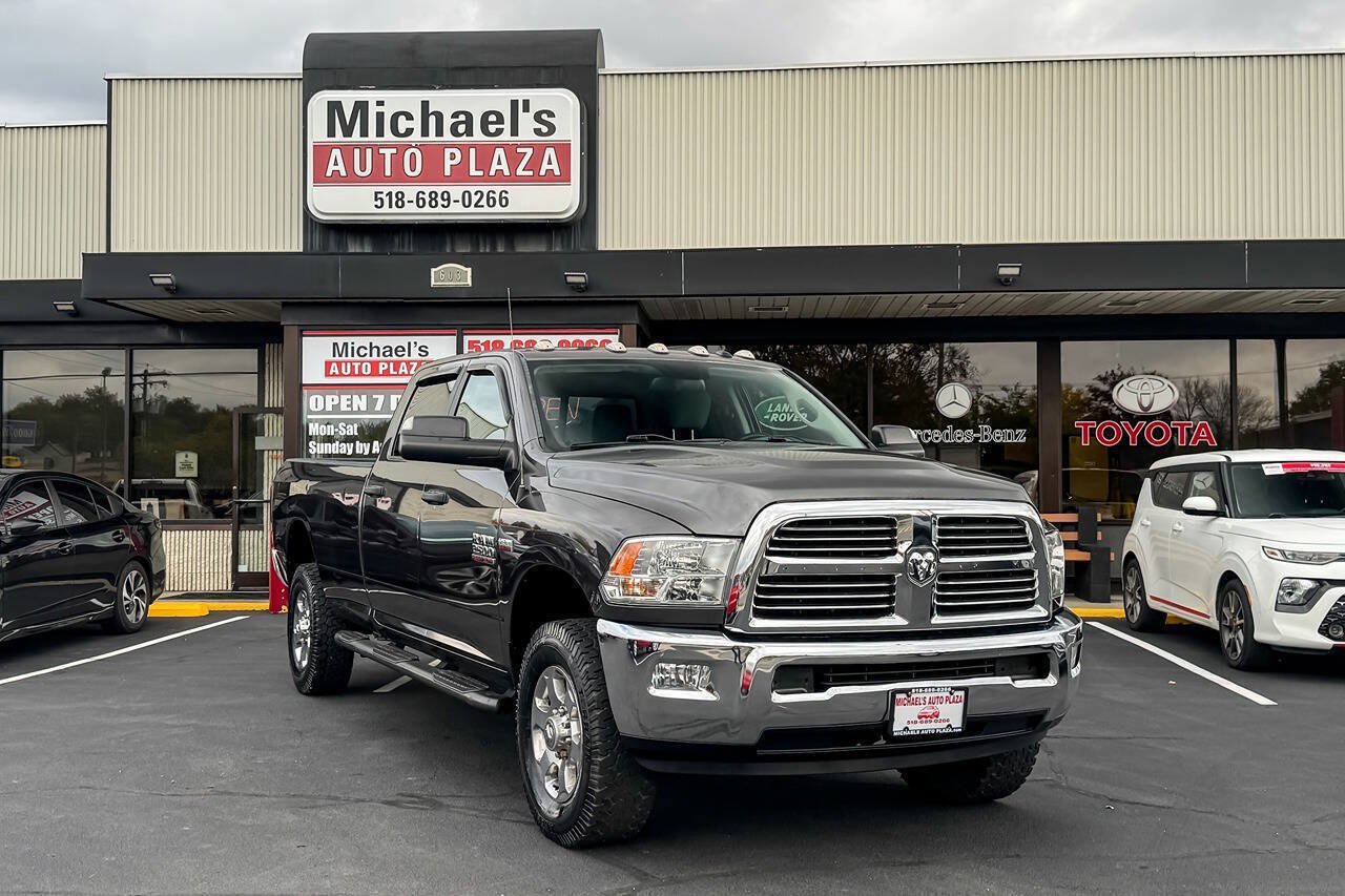 Used 2017 RAM 2500 SLT w/ Snow Chief Group AWD/4WD image 2