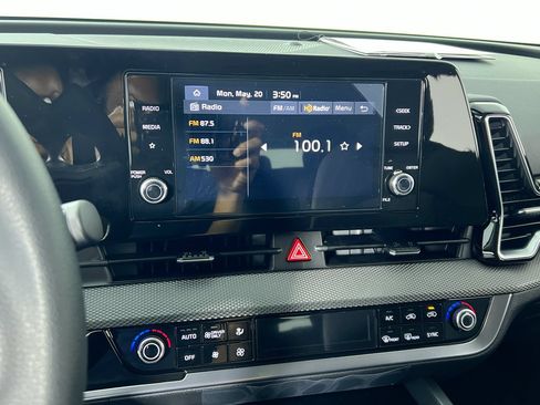 New 2026 Kia Sportage LX FWD image 26