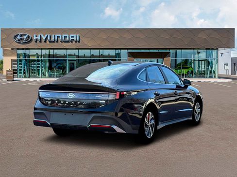 New 2026 Hyundai Sonata Blue FWD image 8
