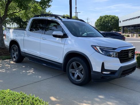 Used 2023 Honda Ridgeline RTL-E image 3