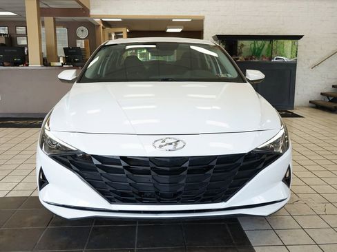 Used 2021 Hyundai Elantra SEL w/ Convenience Package FWD image 18