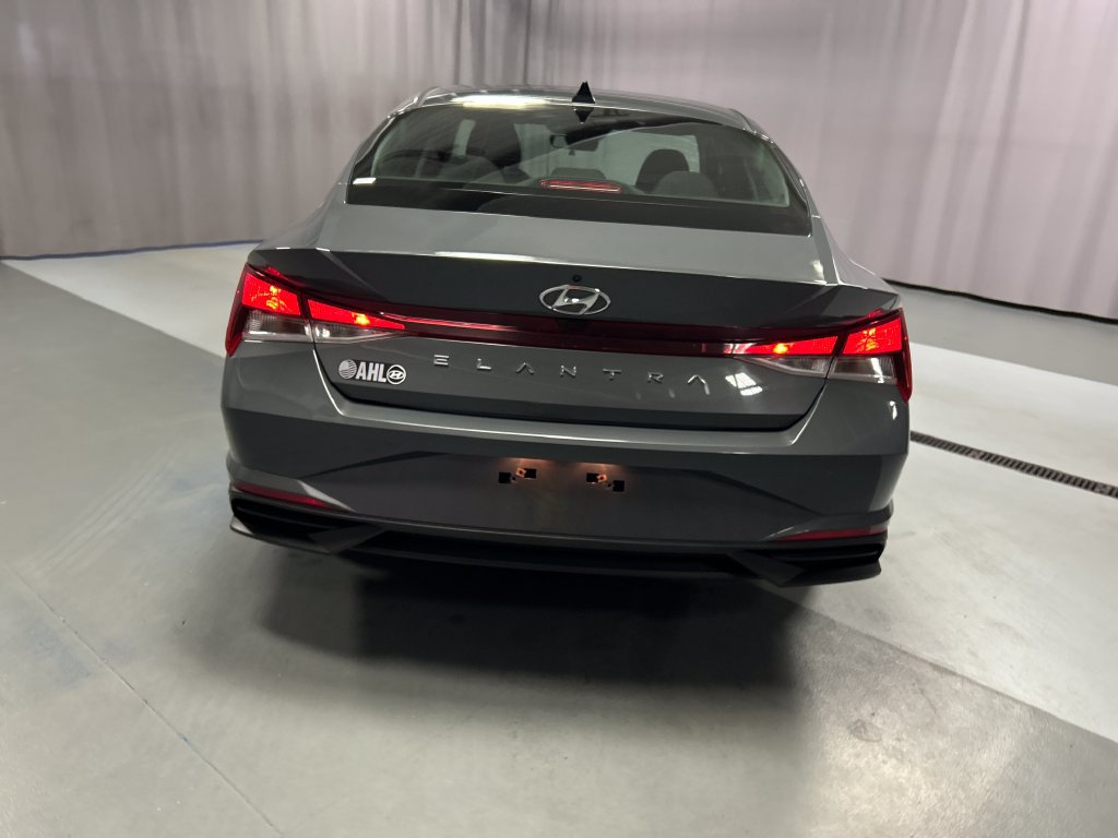 Used 2023 Hyundai Elantra SEL w/ Convenience Package FWD image 6