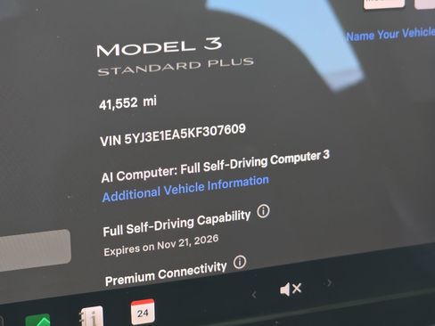 Used 2019 Tesla Model 3 Long Range RWD image 22