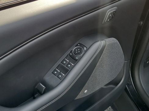 Used 2025 Ford Mustang Mach-E Premium RWD image 20