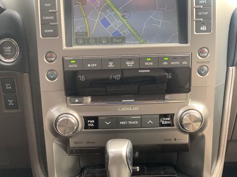 Used 2020 Lexus GX 460 Premium w/ Premium Package AWD/4WD image 29