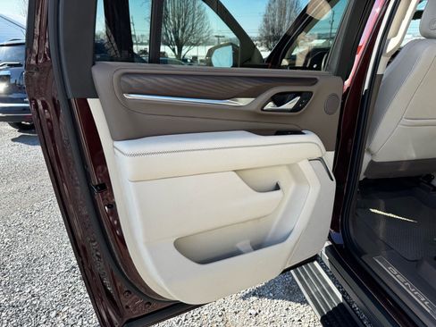 Used 2022 GMC Yukon XL Denali w/ Advanced Technology Package image 20