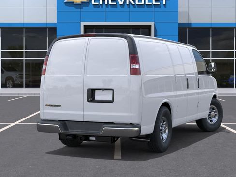 New 2026 Chevrolet Express 2500 w/ Driver Convenience Package RWD image 4