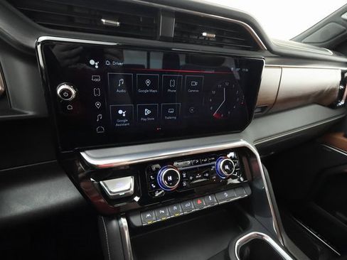 Used 2025 GMC Sierra 1500 Denali Ultimate image 17