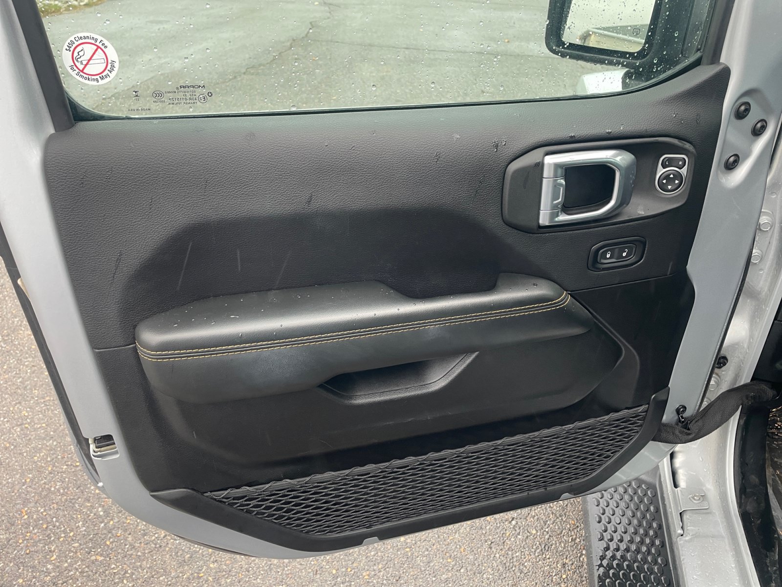 Used 2024 Jeep Wrangler Unlimited Sahara AWD/4WD image 22