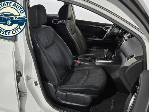Used 2018 Nissan Sentra SV FWD image 34