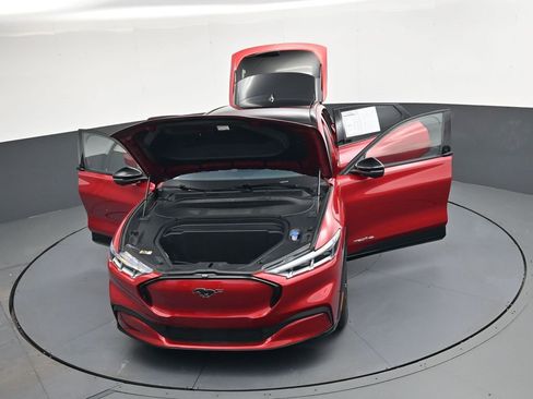 Used 2021 Ford Mustang Mach-E Premium image 47