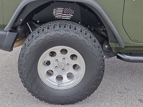 Used 2024 Jeep Wrangler Sport S image 7