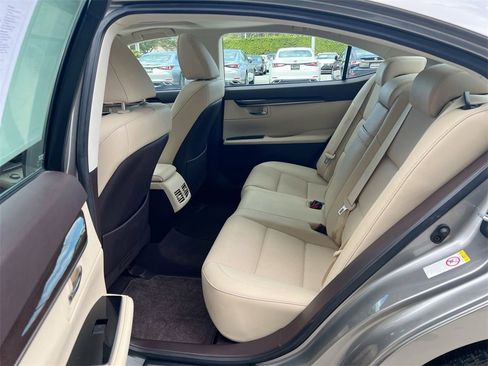 Used 2018 Lexus ES 350 image 19