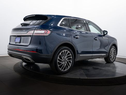 Used 2019 Lincoln Nautilus Reserve image 4