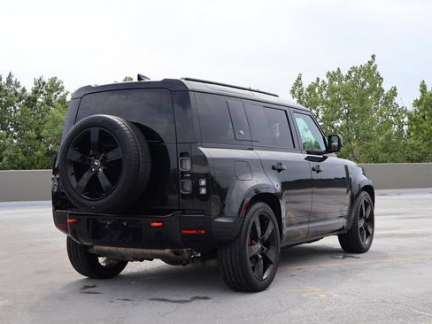 Used 2024 Land Rover Defender 110 X AWD/4WD image 7